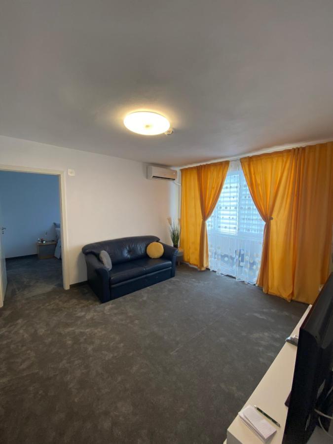 Apartament Ultracentral David Apartment Pucioasa Bagian luar foto